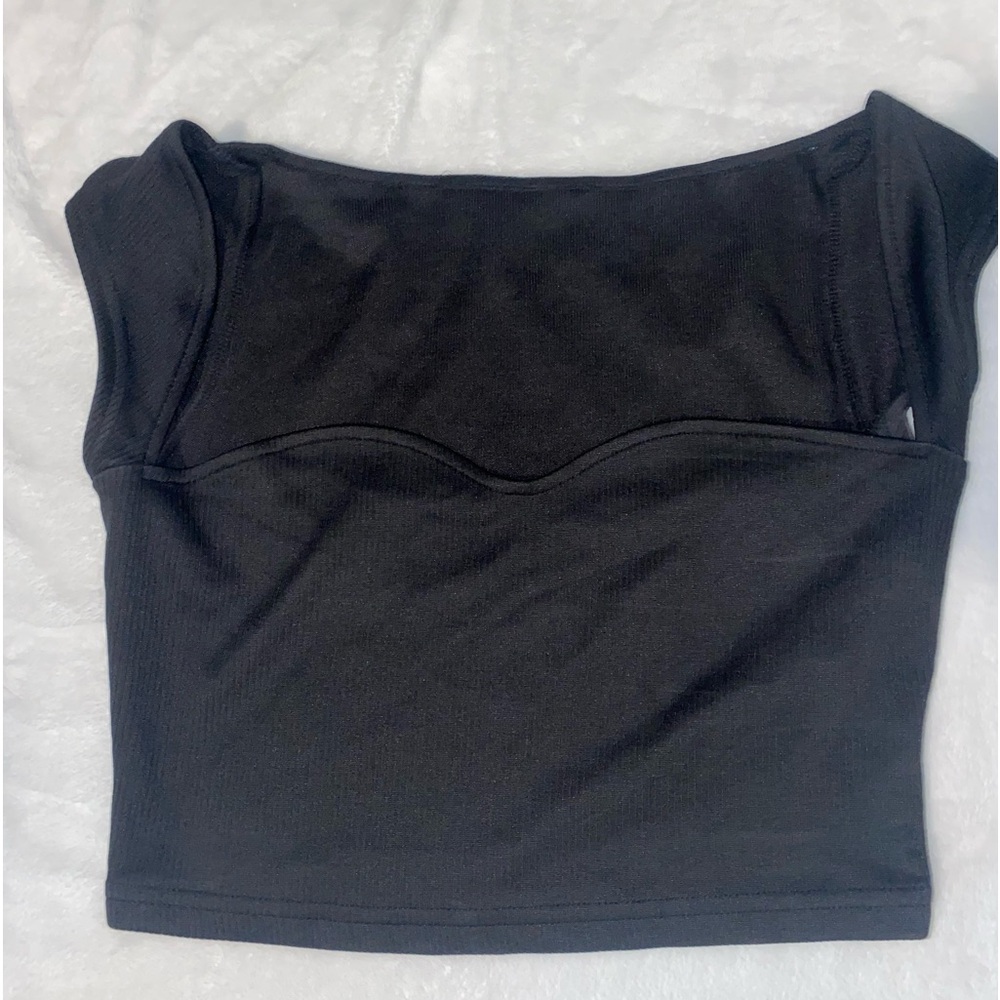 SHEIN Cropped Shirt Size M